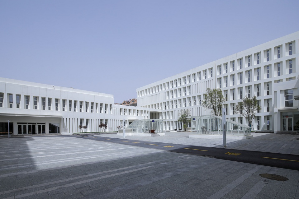 yinan library and archives china by 7 studio of school of architecture at cafa puyu studio