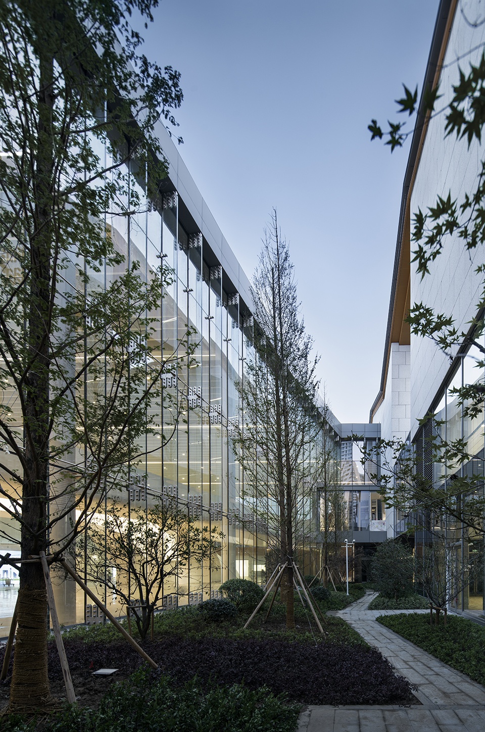 Suzhou Second Workers Cultural Palace by ARTS Group Co Ltd