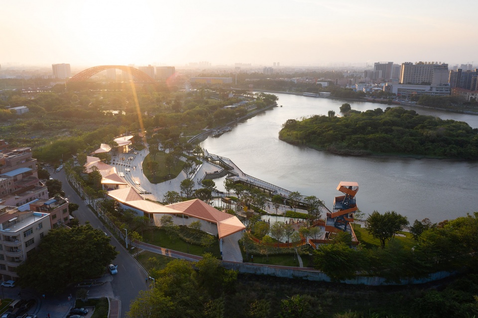 dongguan three rivers and six banks waterfront demonstration section project phase i project longwan section by dongda shenzhen design co...