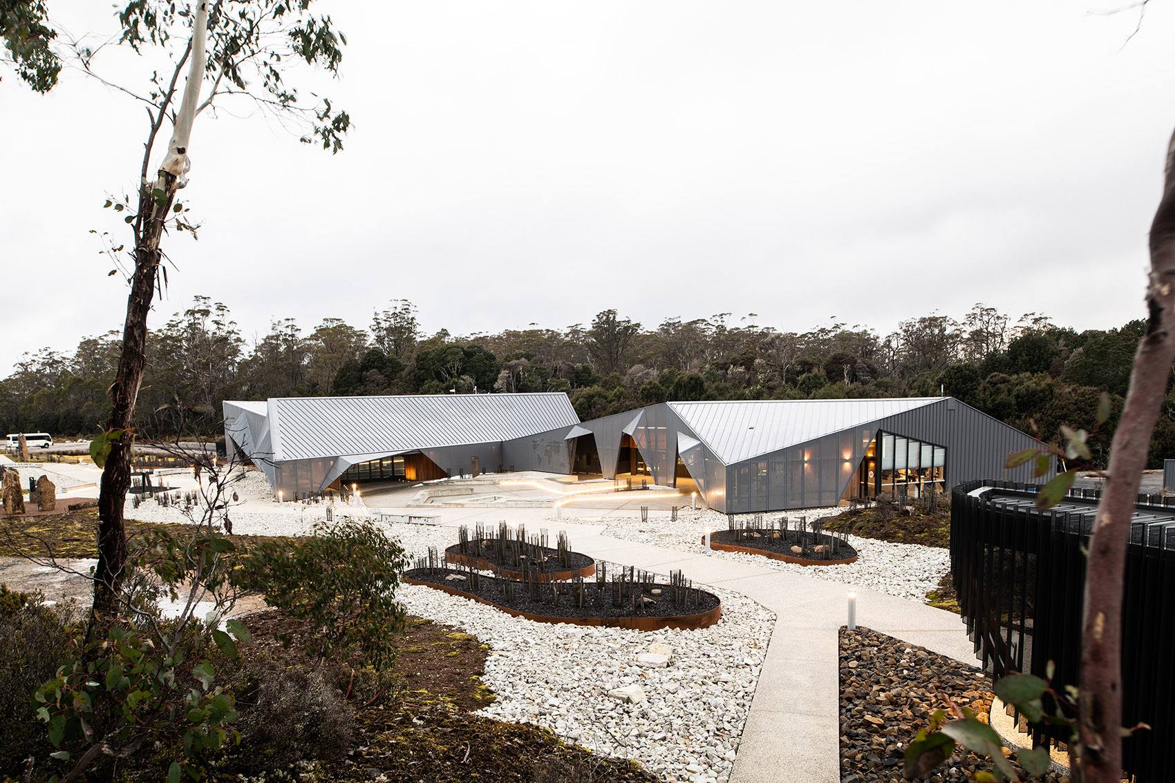 CRADLE MOUNTAIN VISITOR CENTRE by Cumulus 谷德设计网