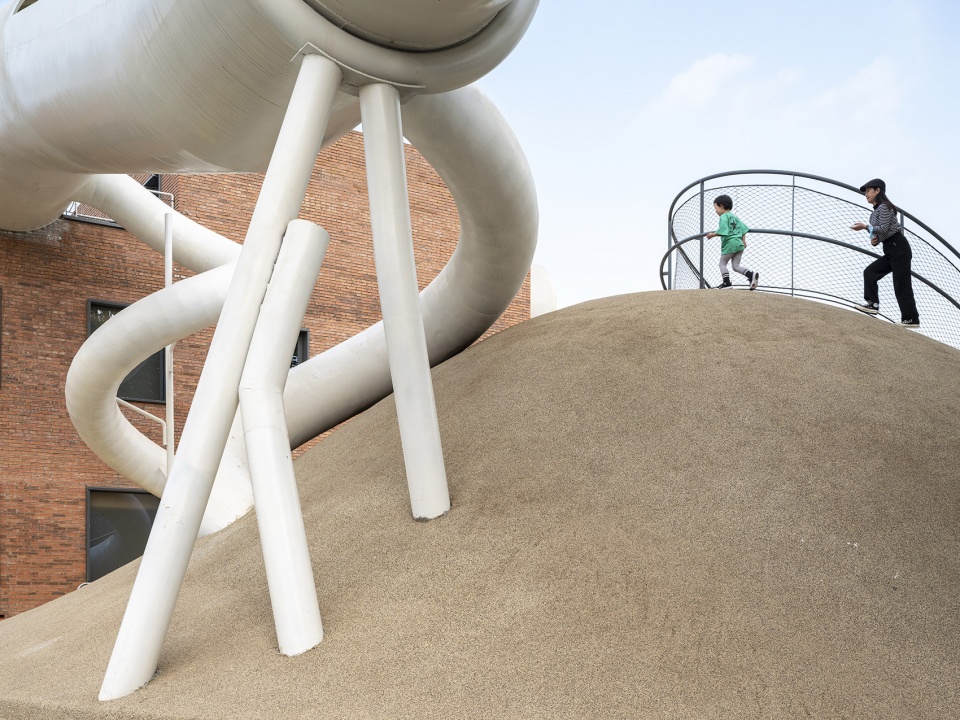 childrens community centre the playscape by waa