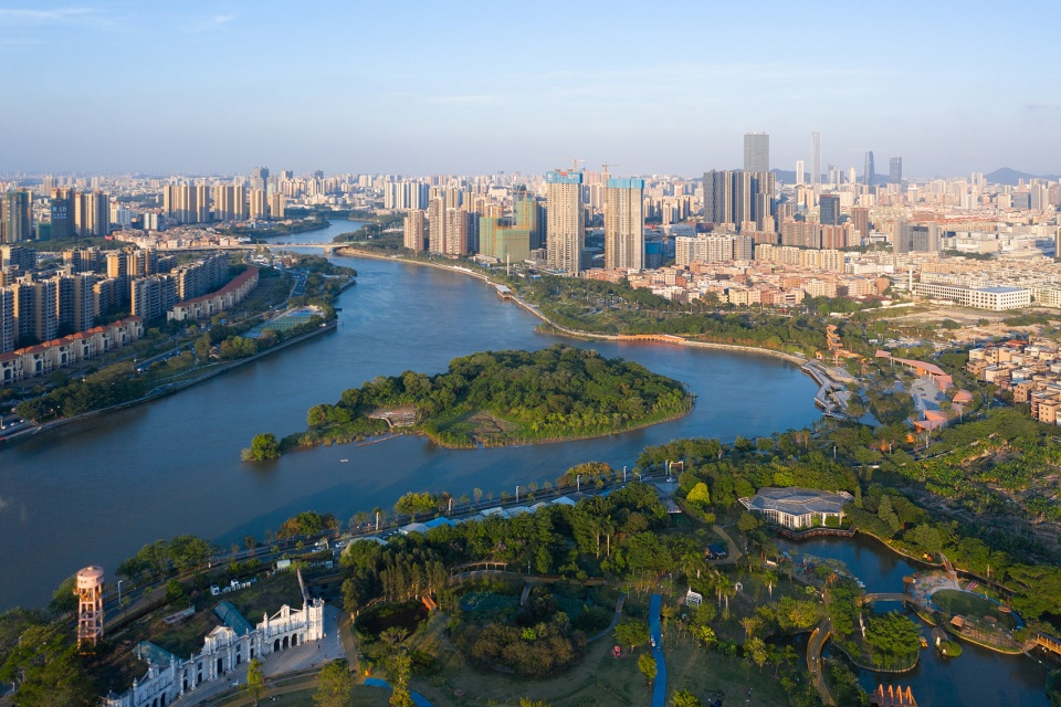 dongguan three rivers and six banks waterfront demonstration section project phase i project longwan section by dongda shenzhen design co...