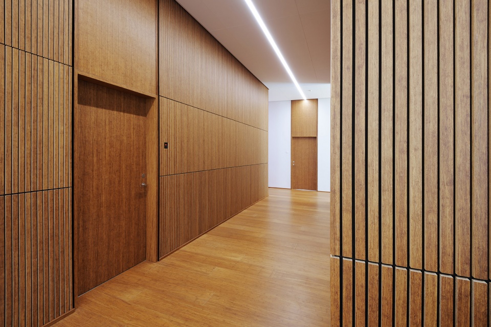 new headquarters and logistics centre for mascot international by cf moller architects