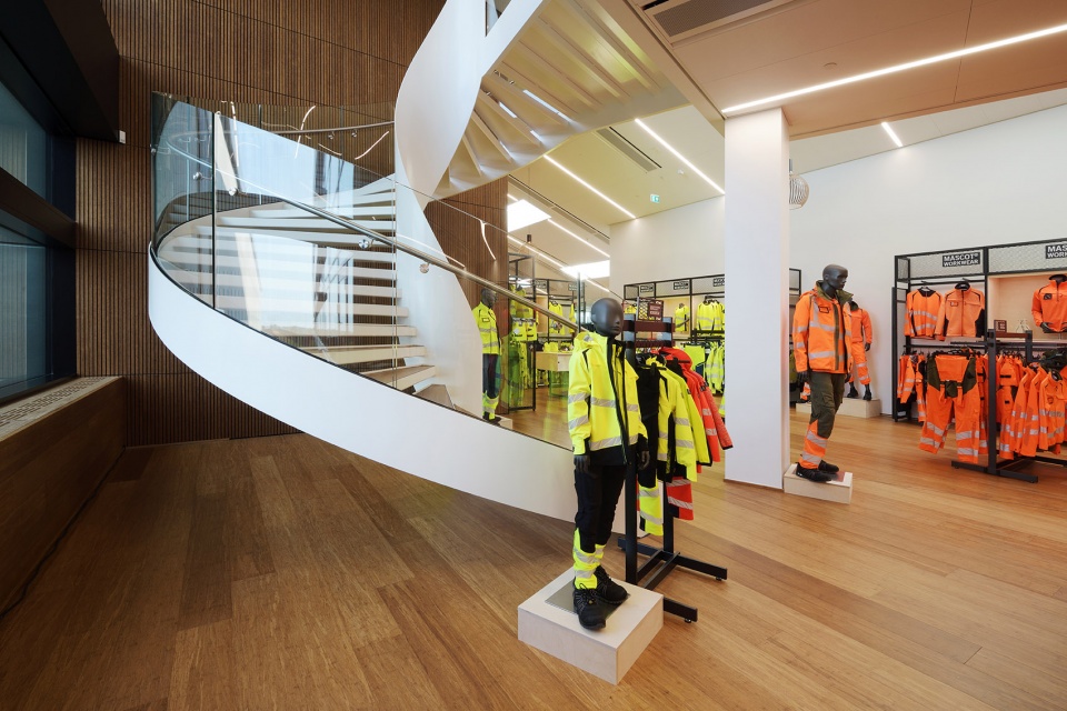 new headquarters and logistics centre for mascot international by cf moller architects