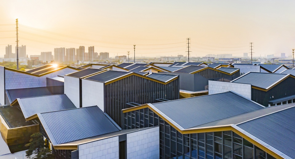 Suzhou Second Workers Cultural Palace by ARTS Group Co Ltd