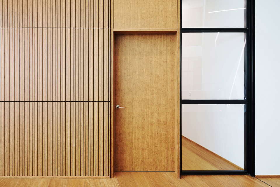 new headquarters and logistics centre for mascot international by cf moller architects