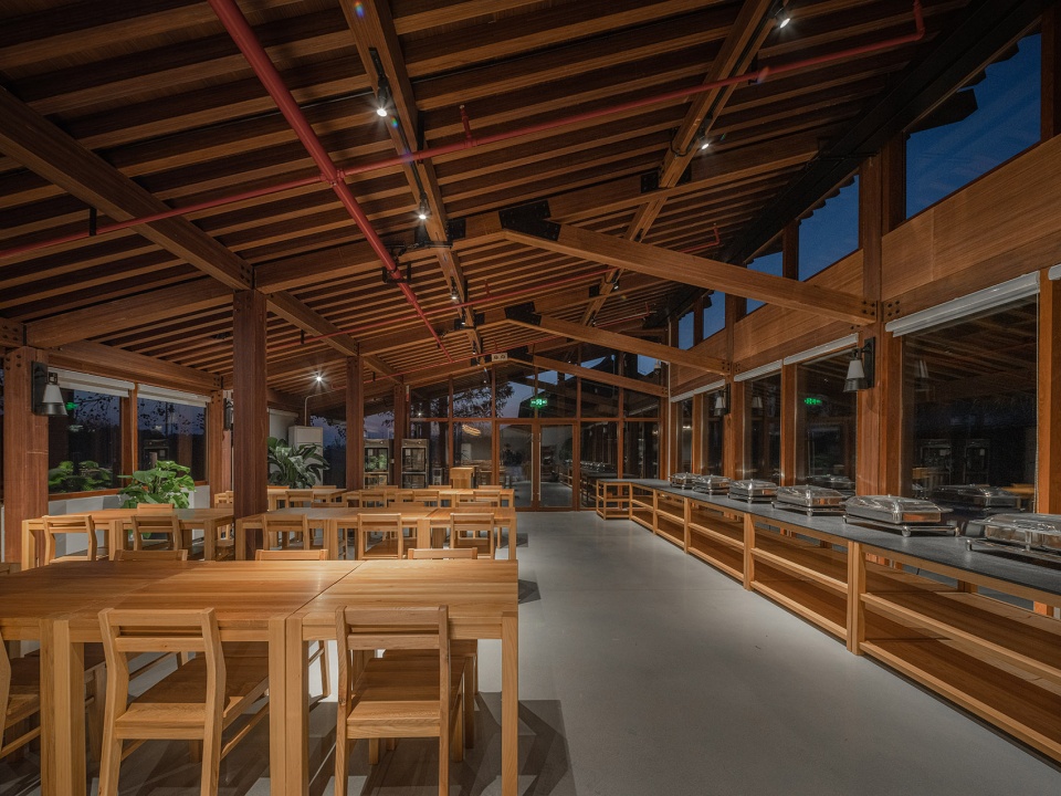 Public space regeneration at the entrance of Lixiang Village by ATA