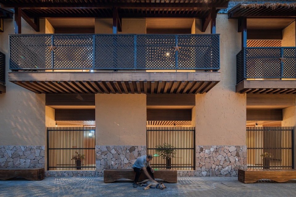 Public space regeneration at the entrance of Lixiang Village by ATA