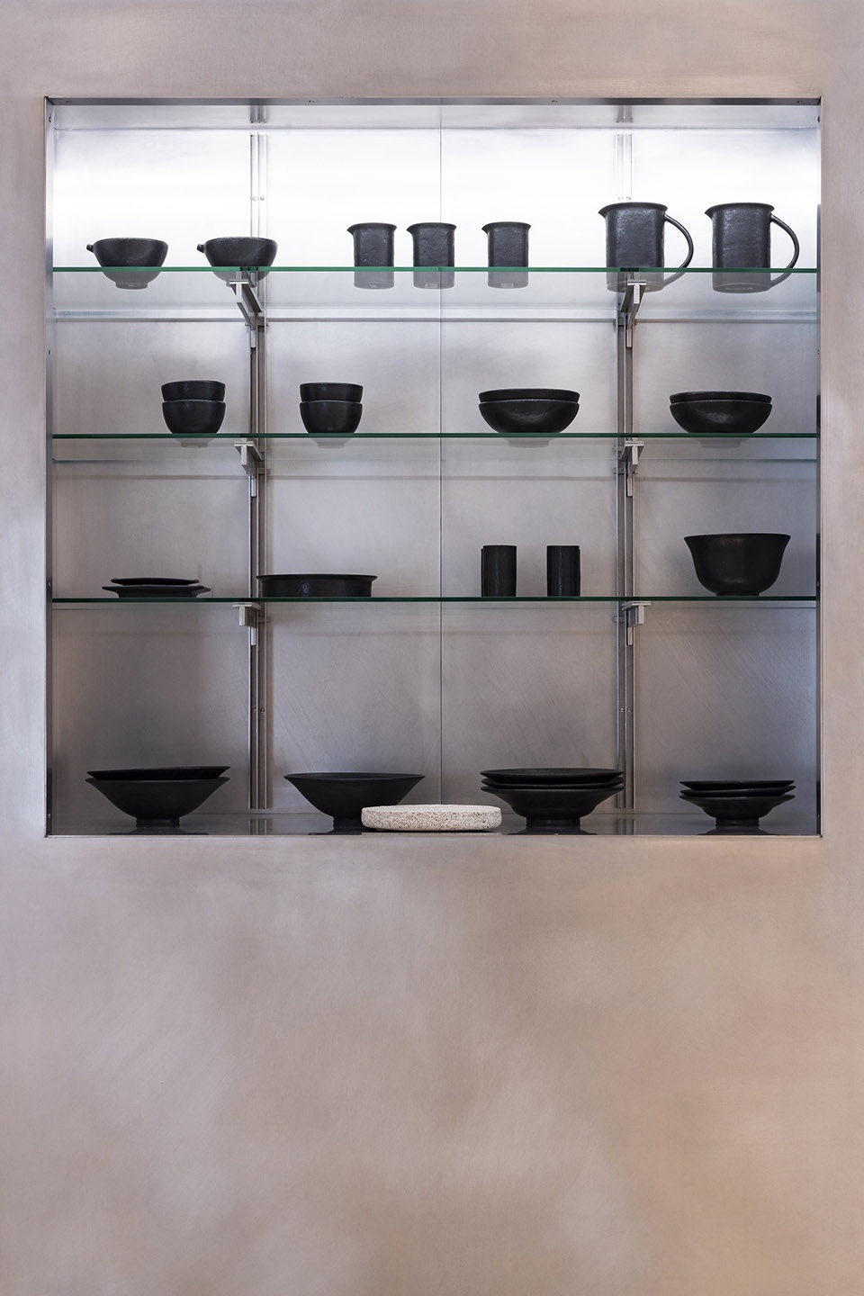monoha shop cafe and gallery by creative studio unravel