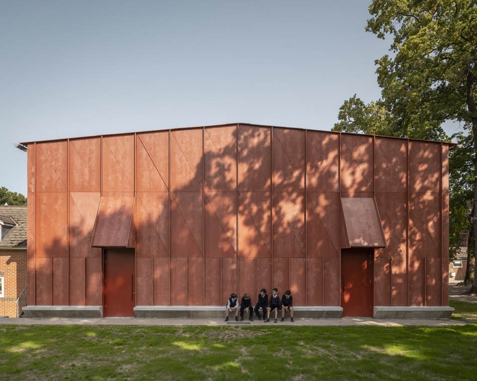 David Brownlow Theatre Jonathan Tuckey Design