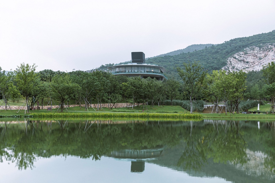 Tangshan Star Restaurant Meng Architects