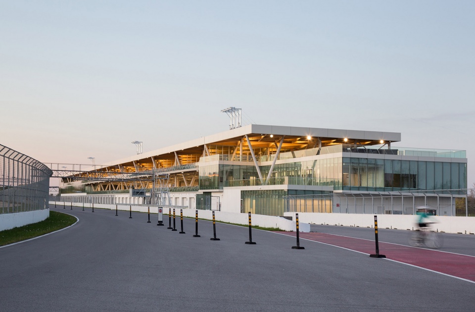f1 paddock montreal by les architectes fabg