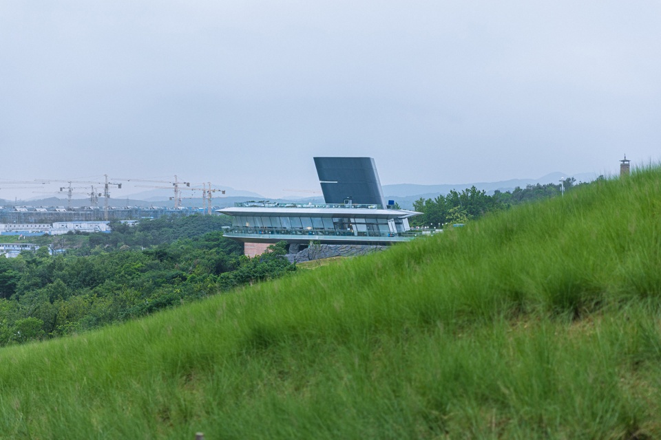Tangshan Star Restaurant Meng Architects