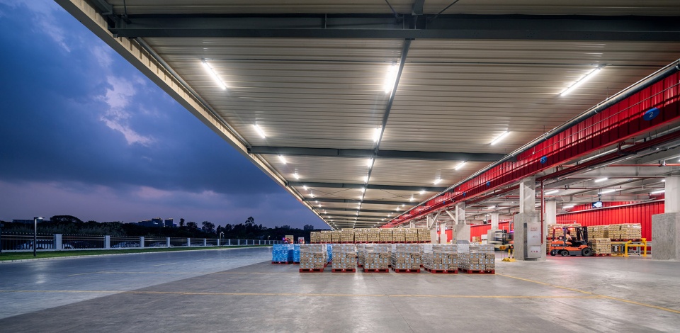 Vitasoy Food and Beverage Production Center ZZT Industrial Buildings
