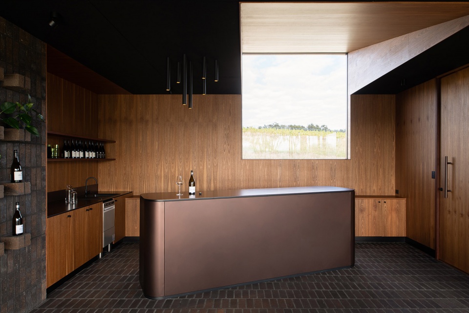 Stoney Rise Wine Cumulus Studio