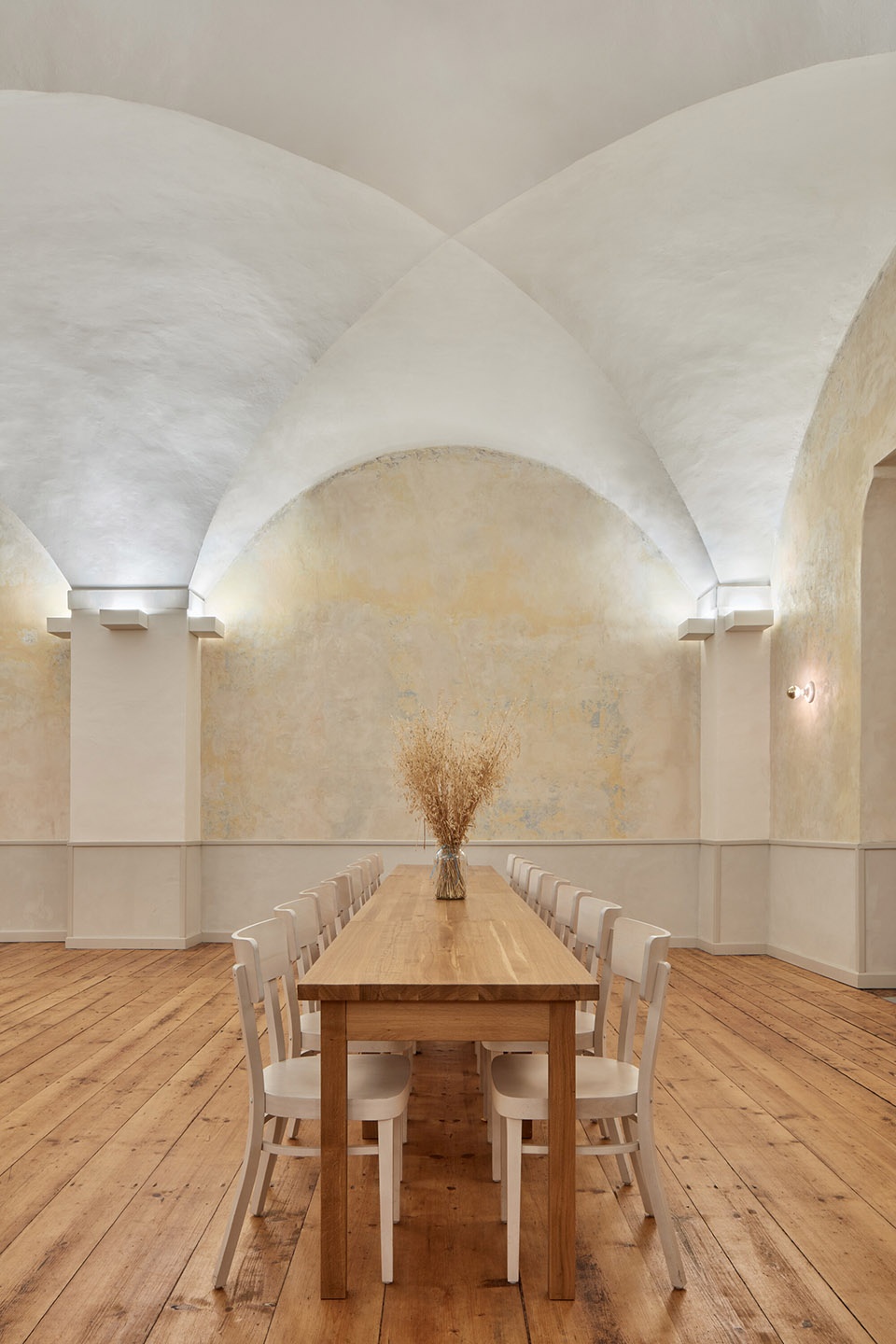 three roses baroque restaurant prague by adr