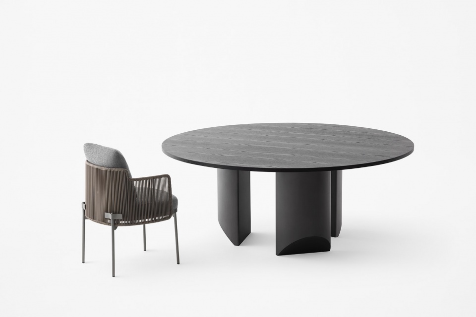 easel and wedge for minotti by nendo