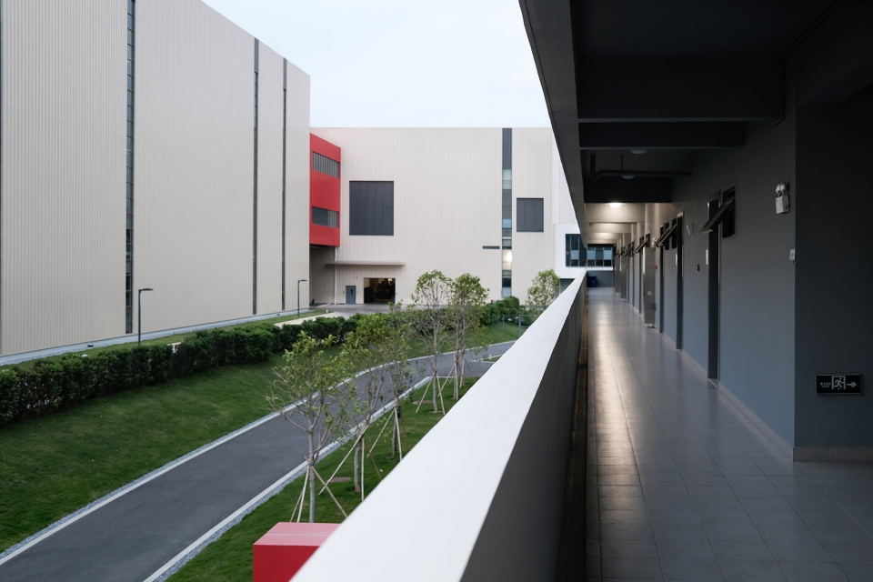 Vitasoy Food and Beverage Production Center ZZT Industrial Buildings