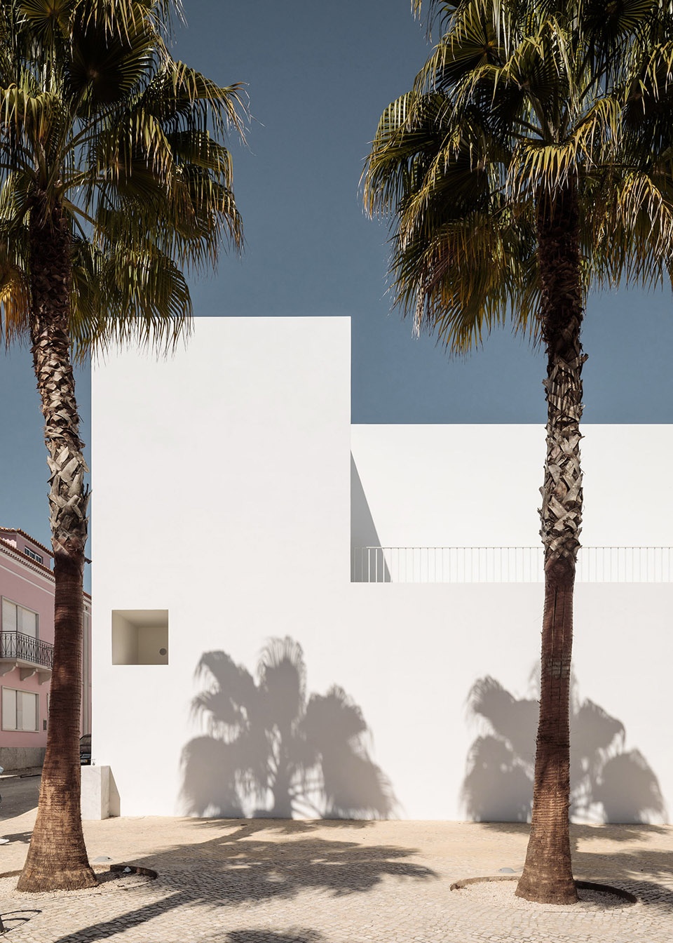 grandolas library and municipal archive portugal matos gameiro arquitectos pedro domingos arquitectos