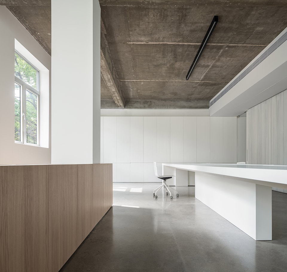the belgian house shanghai by raams architecture studio