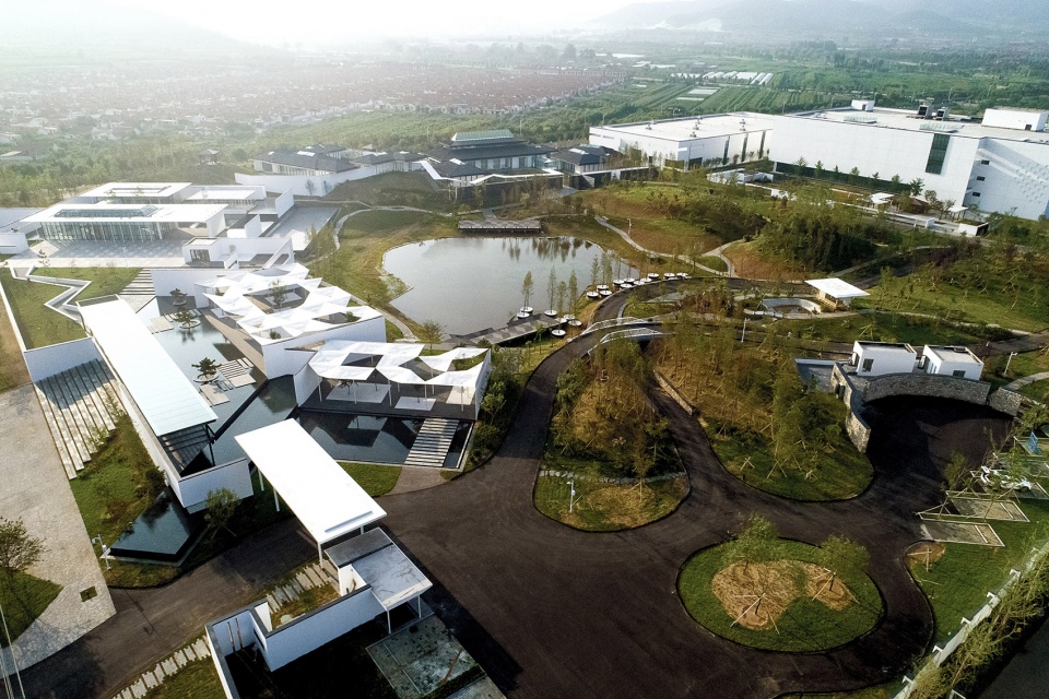 zhongguancun leisure complex in weihai by chinese and german hang architectural design co ltd