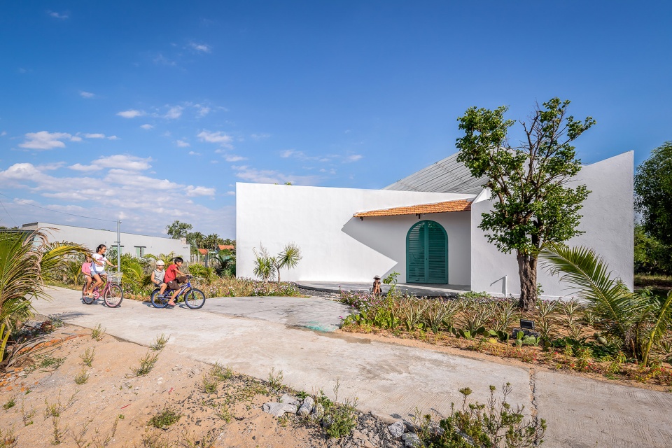 Phu Yen House by Story Architecture