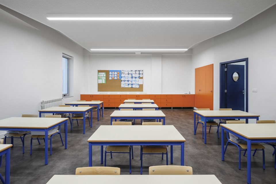 Sao Bernardo Elementary School Aveiro by ARTE TECToNiCA