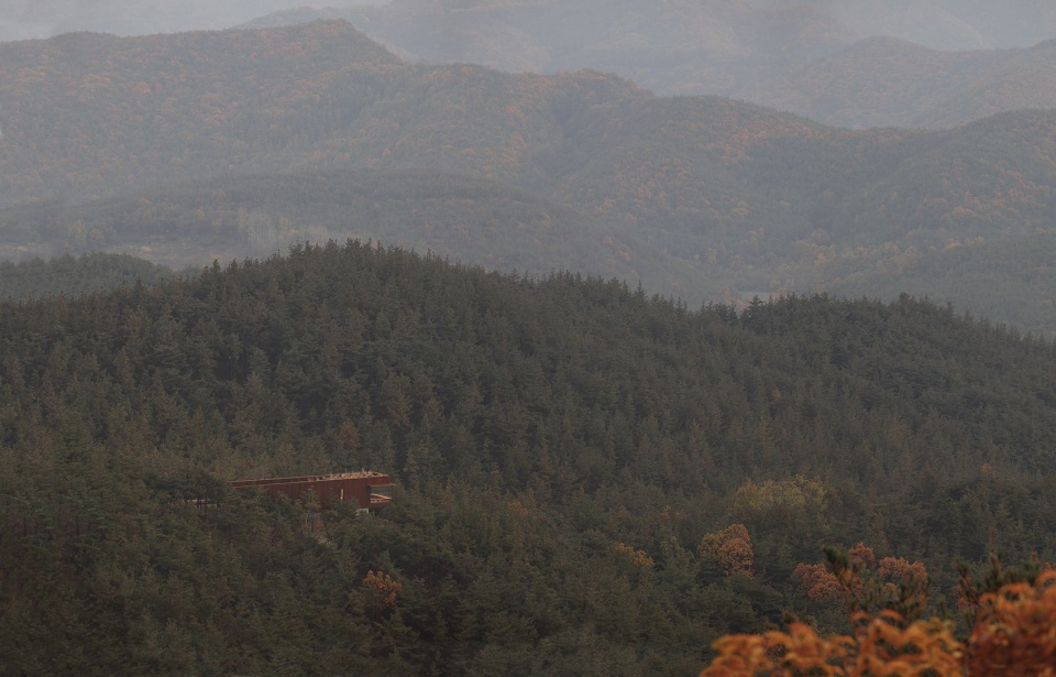 bugye arboretum sayuwon hyunam by iroje architects planners