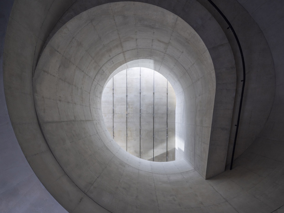 st international hq and songeun art space by herzog de meuron