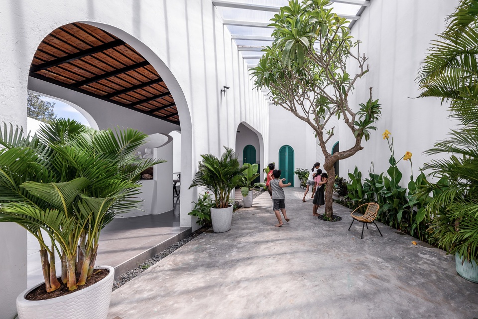 Phu Yen House by Story Architecture