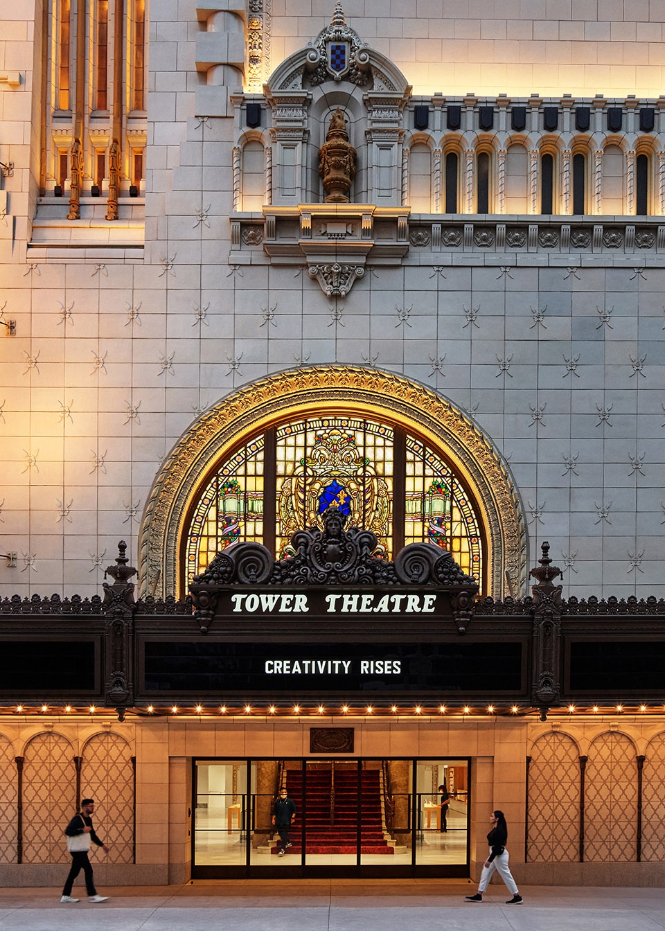 Apple Tower Theatre by Foster Partners