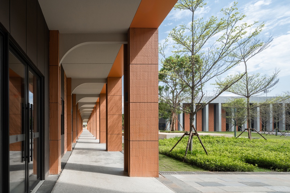 harrow innovation leadership academy china by aedas