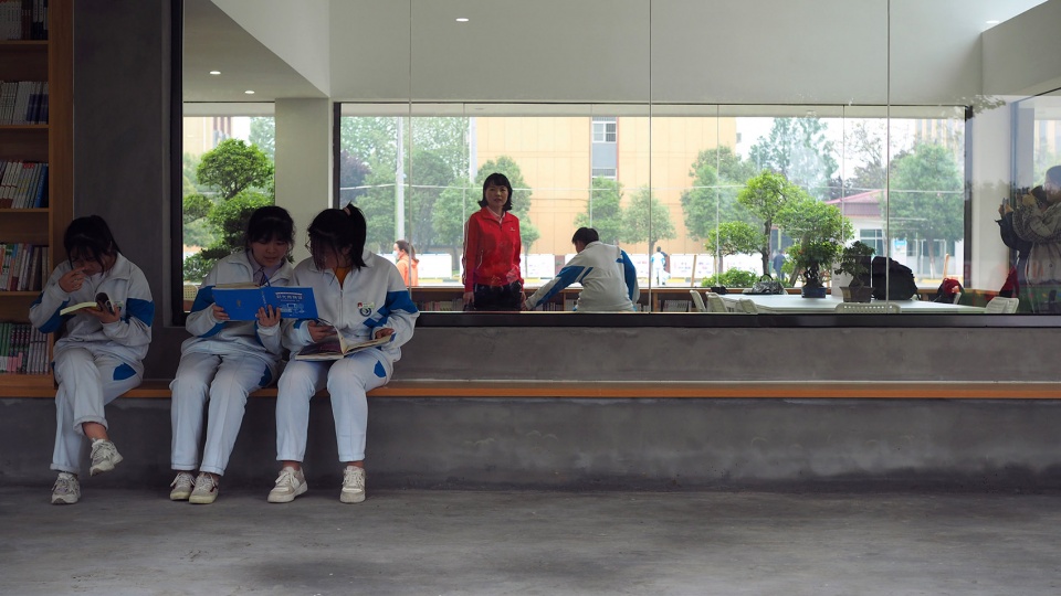 Xi an Gaoxin No 6 High School Library by Wall Architects of XAUAT