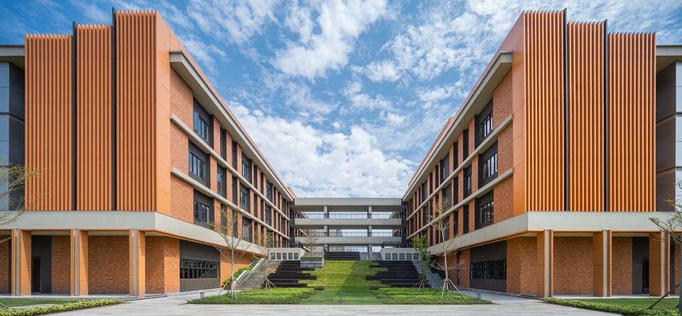 harrow innovation leadership academy china by aedas