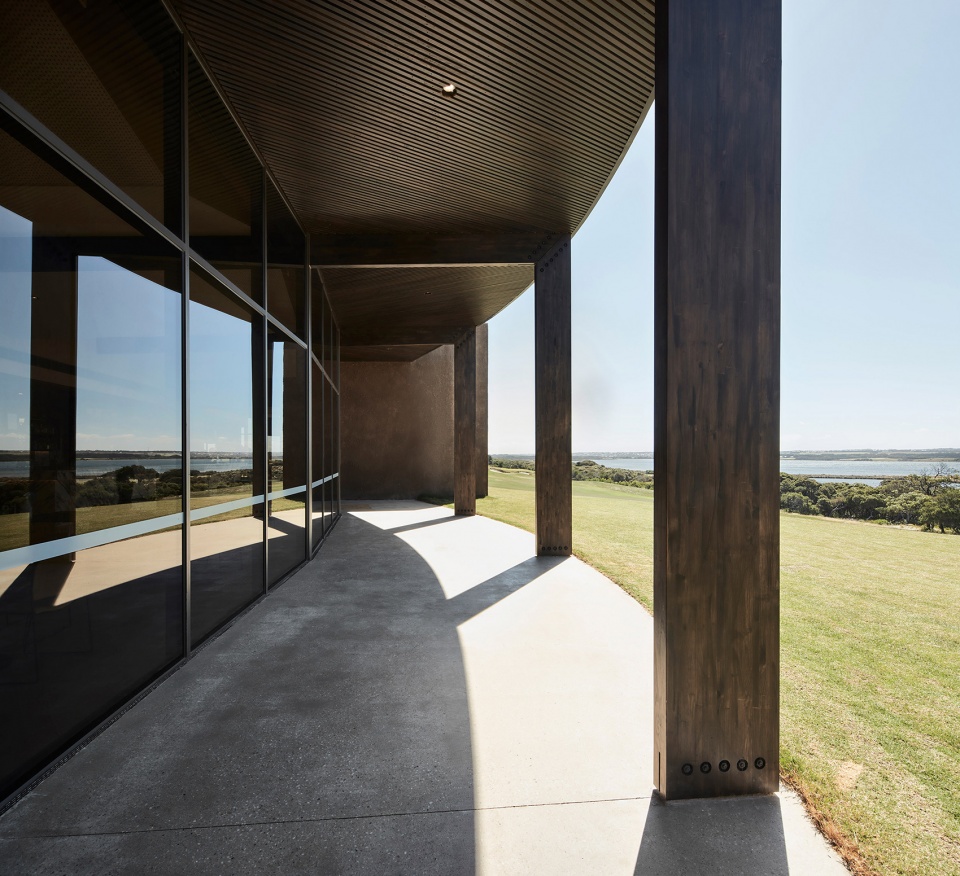 lonsdale links by wood marsh