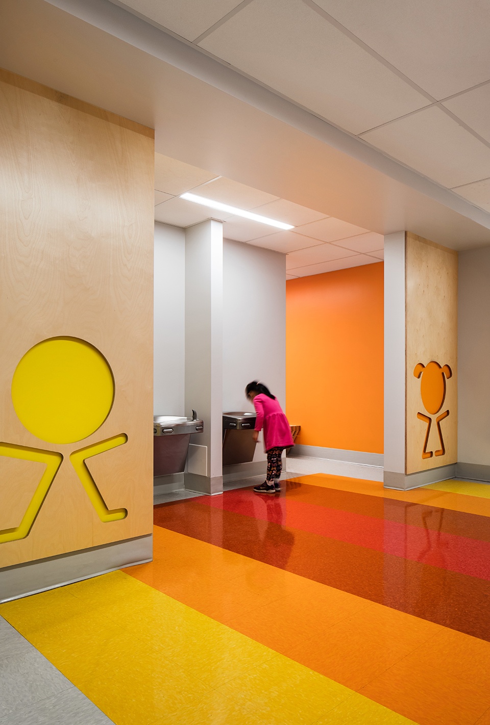christ roi elementary school by bgla smith vigeant architectes