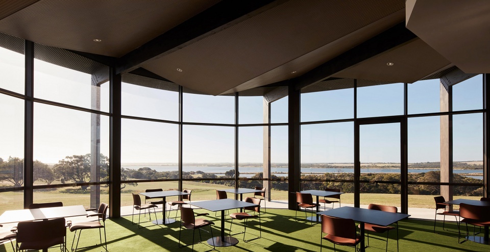 lonsdale links by wood marsh
