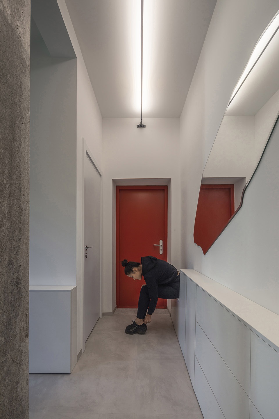 POST WAR APARTMENT T101 China by ROOI Design and Research