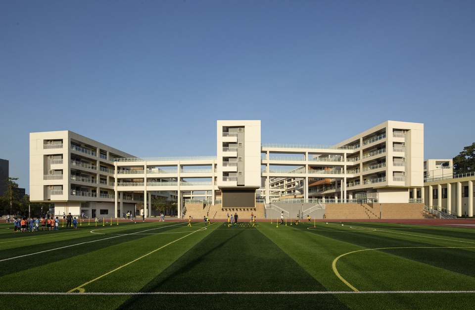 fenghuang school in guangming new district of shenzhen china by zz studio