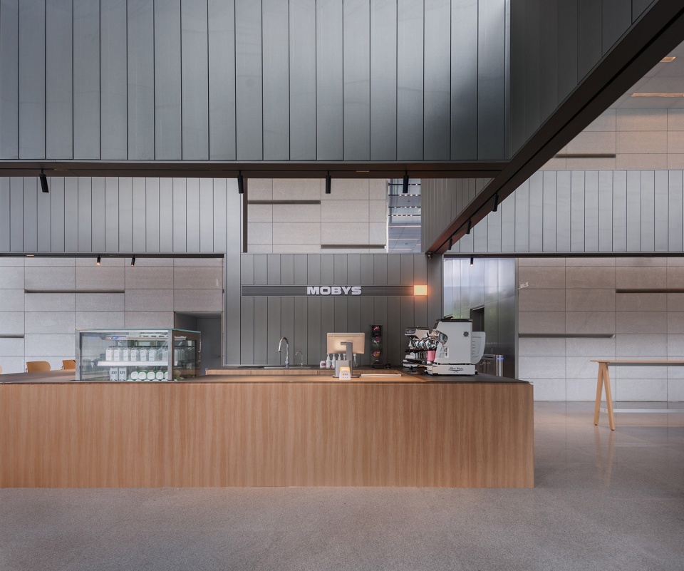 Huangpu Center Office Lobby China by atelier mearc