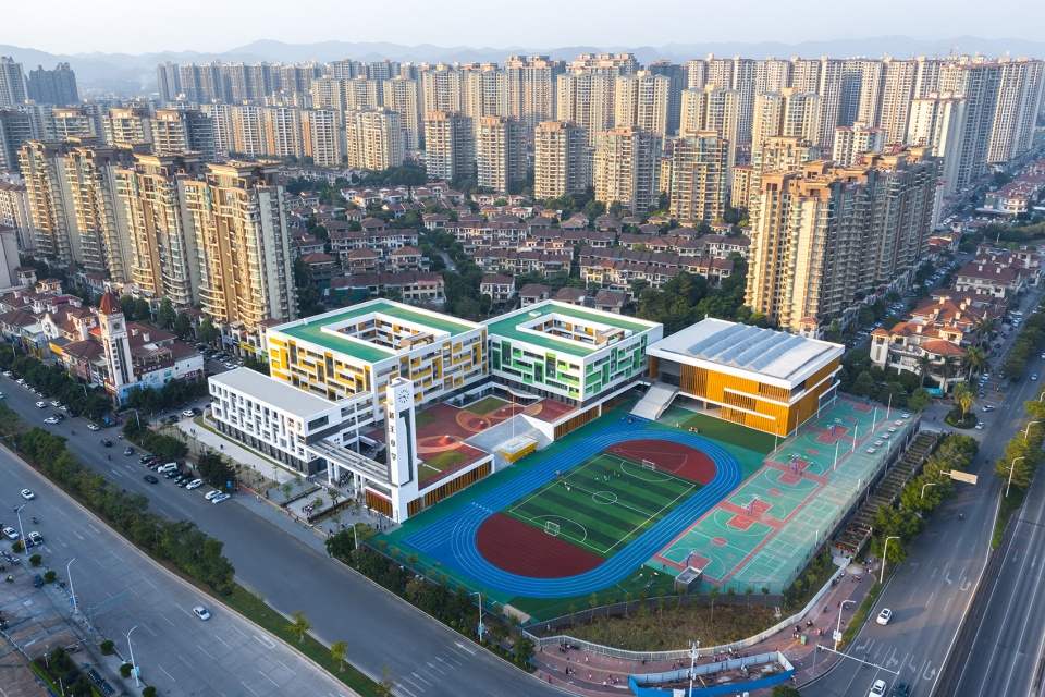 Yuewang Primary School in Yuancheng District by Tao Zhi Studio
