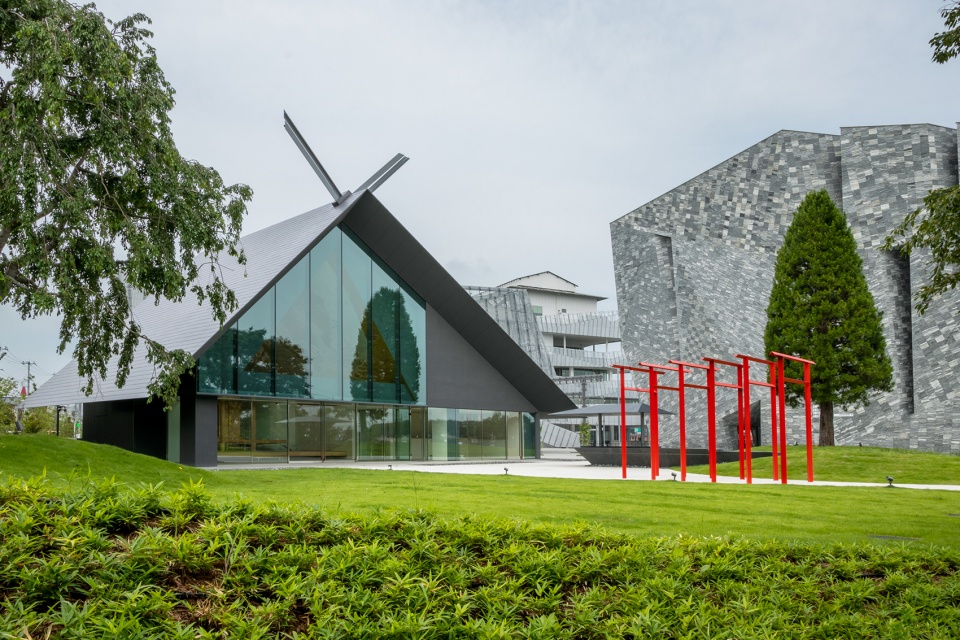 kadokawa culture museum musashino reiwa shrine by kengo kuma and associates