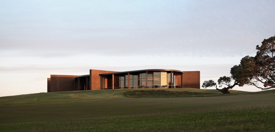 lonsdale links by wood marsh