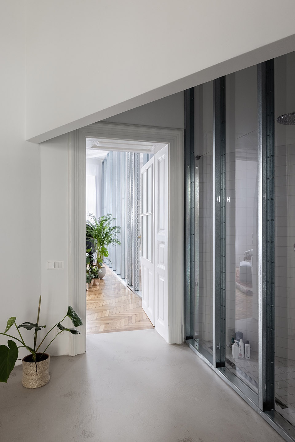 1903 apartment by kilohonc
