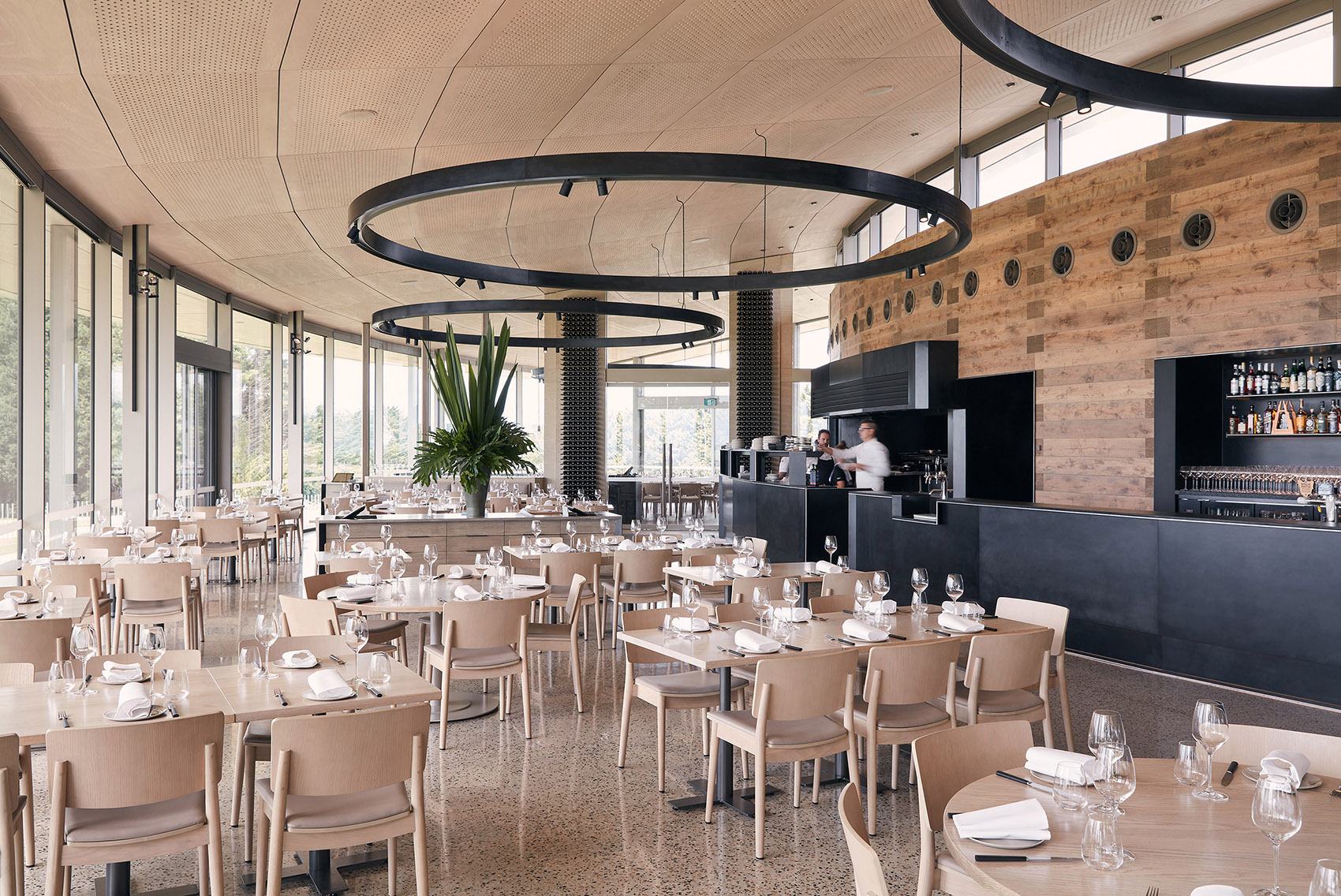 Pt. Leo Estate Winery by Jolson Architecture and Interiors 谷德设计网