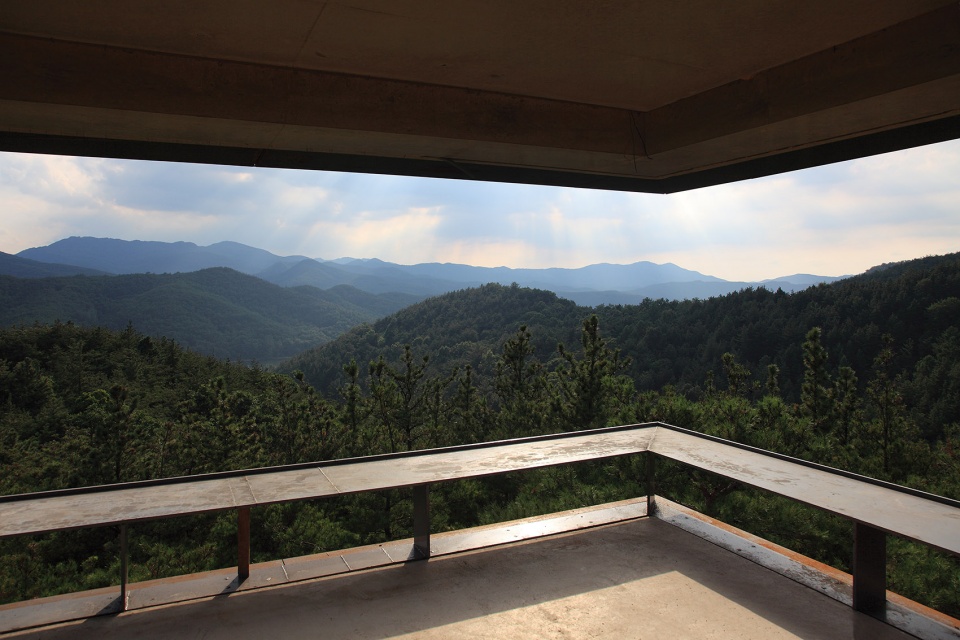 bugye arboretum sayuwon hyunam by iroje architects planners