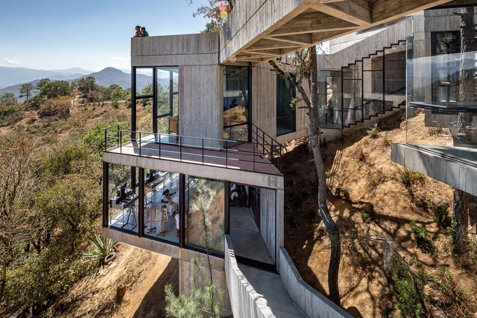 Silk Worm Sanctuary by LAMZ Arquitectura