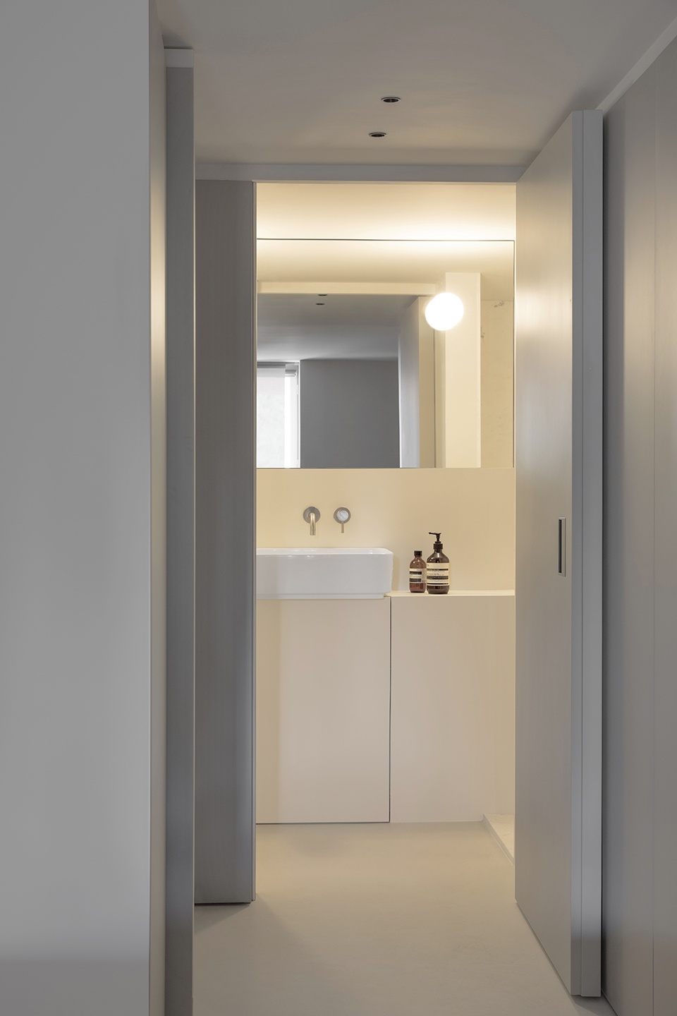 apartment in el putxet by francesc rife studio