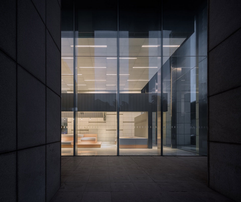 Huangpu Center Office Lobby China by atelier mearc