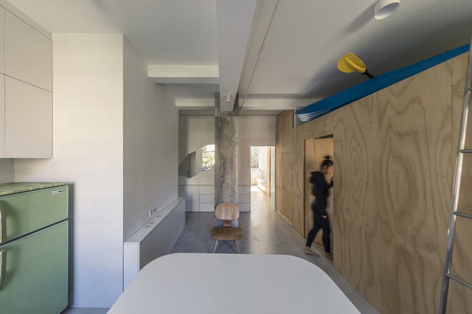 POST WAR APARTMENT T101 China by ROOI Design and Research